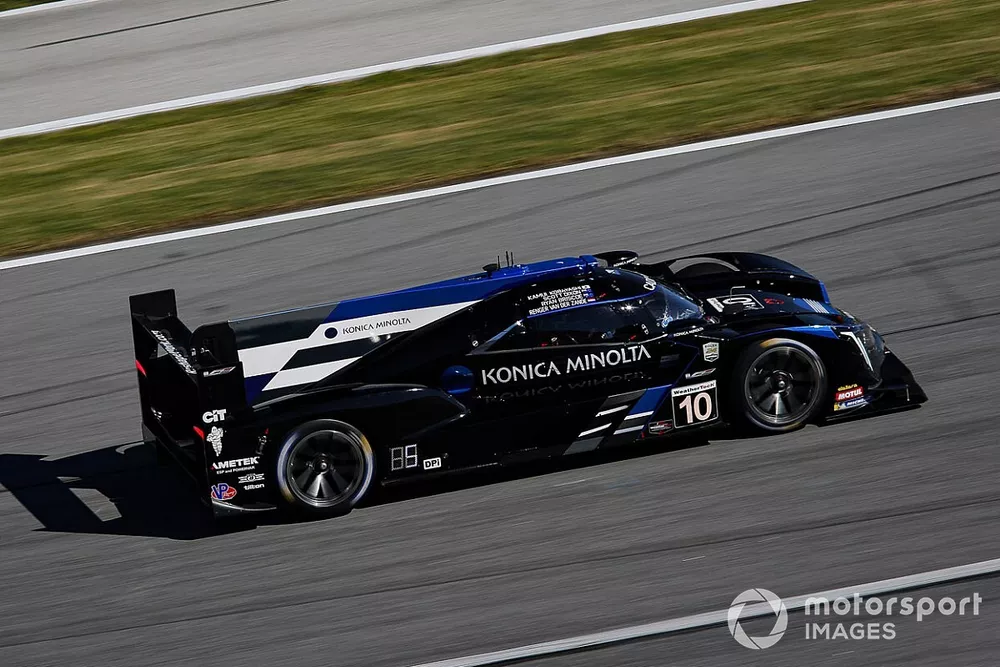 #10 Konica Minolta Cadillac DPi-V.R. Cadillac DPi, DPi: Renger Van Der Zande, Ryan Briscoe, Scott Dixon, Kamui Kobayashi