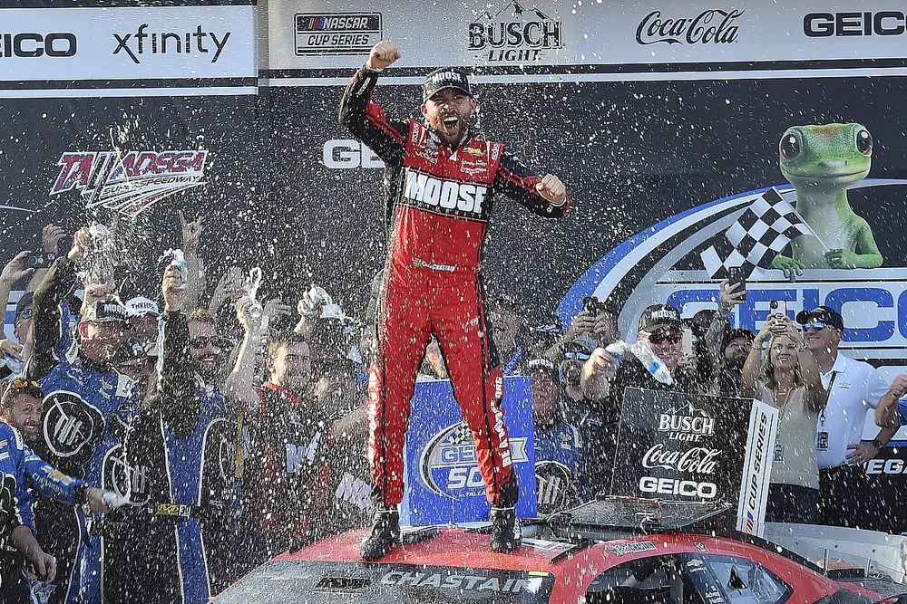Race winner Ross Chastain, TrackHouse Racing, Moose Fraternity Chevrolet Camaro