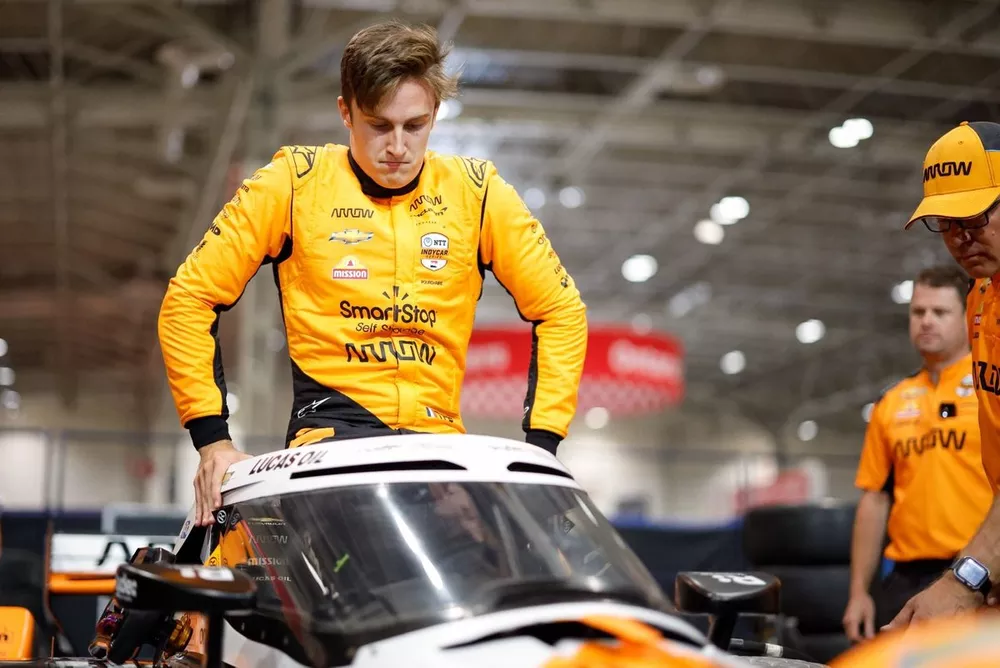 Theo Pourchaire seat fit