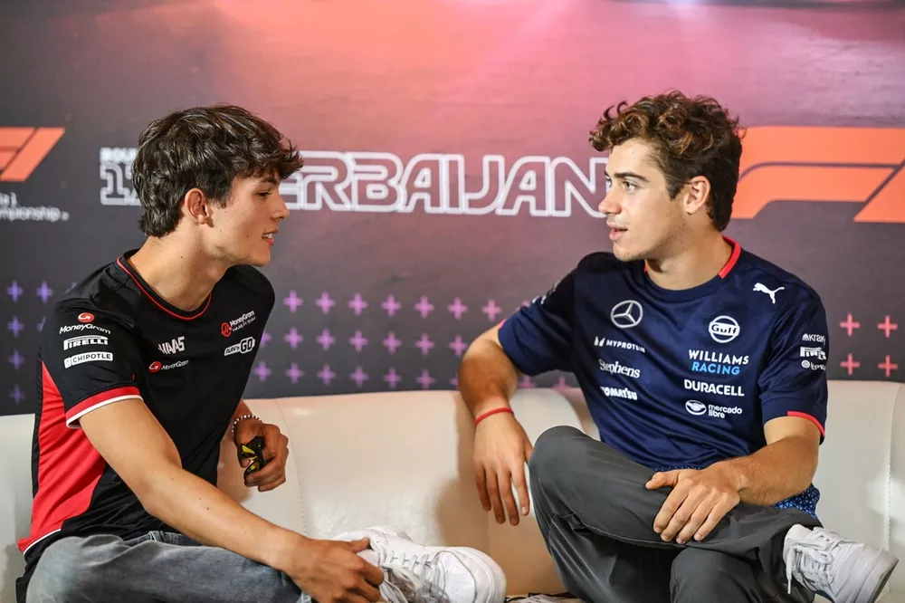 Oliver Bearman, Haas F1 Team, and Franco Colapinto, Williams Racing