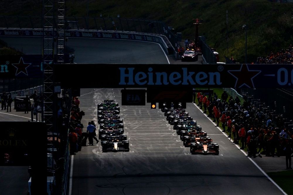 Cars on the grid before the formation lap