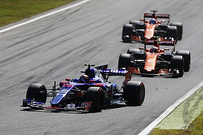 Para Villeneuve, união com Honda põe Toro Rosso em risco