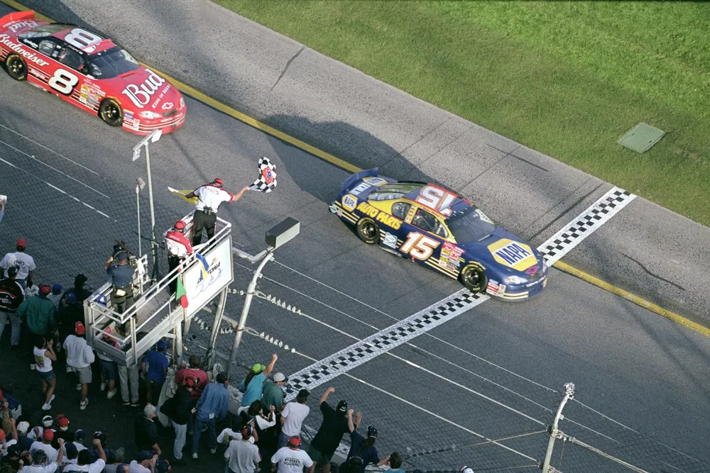 Michael Waltrip wins 2001 Daytona 500, No. 15 Dale Earnhardt Inc. Chevrolet
