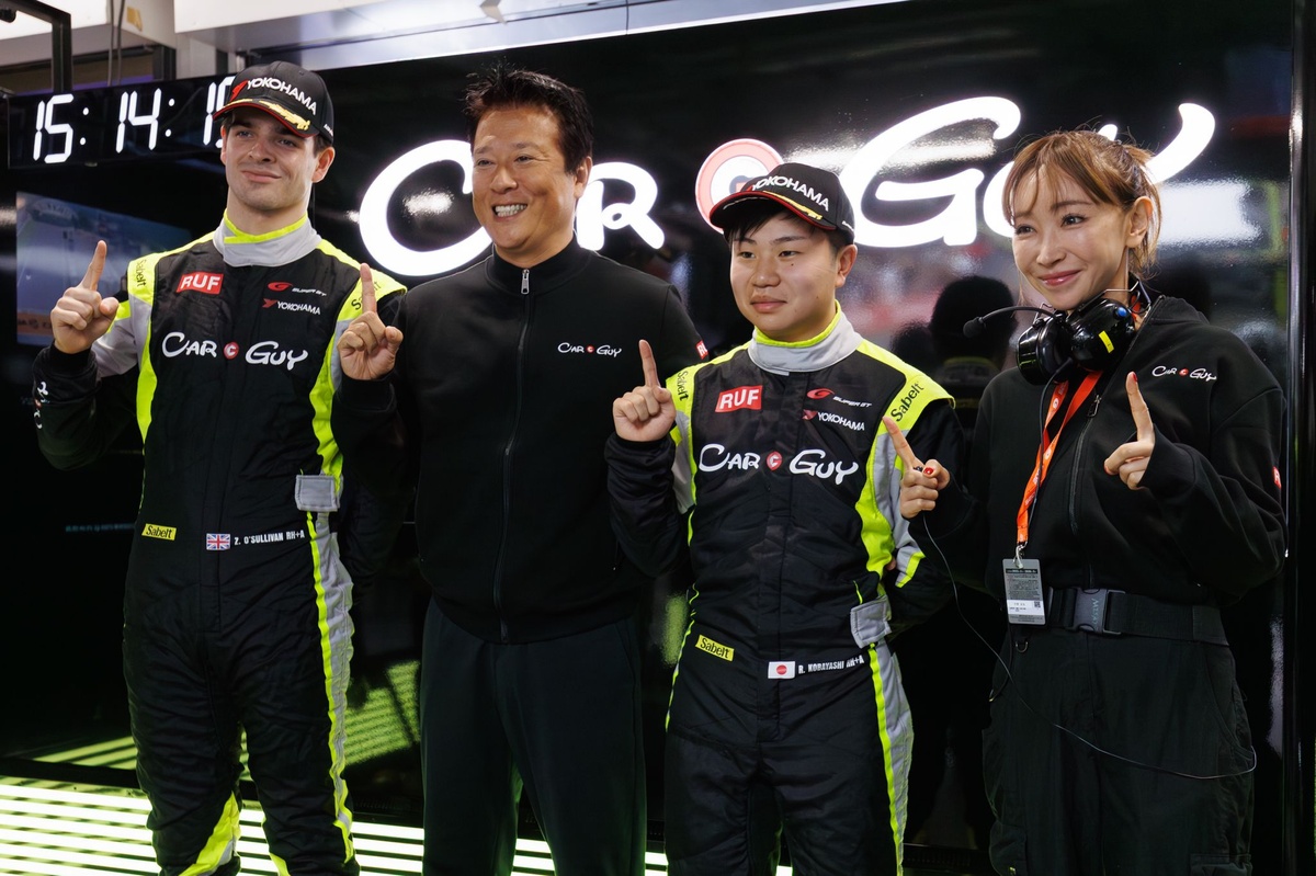F1 写真家　間瀬　明氏　写真パネル F1写真を70万枚以上撮影！ “F1の伝道師”と呼ばれるカメラマン