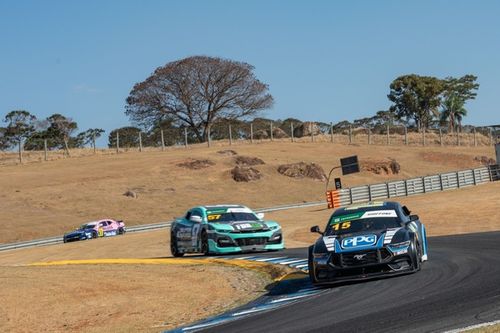 Veja como foi a corrida 1 da etapa do Velocitta da NASCAR Brasil