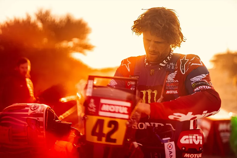 #42 Monster Energy Honda: Adrien van Beveren