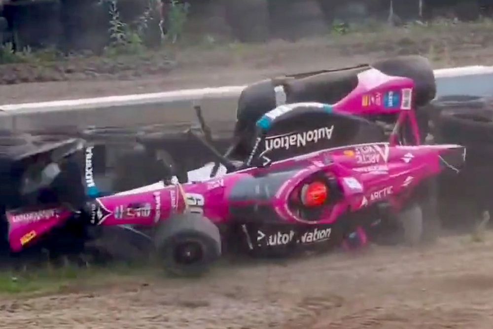 Choque Simon Pagenaud, Meyer Shank Racing Honda 