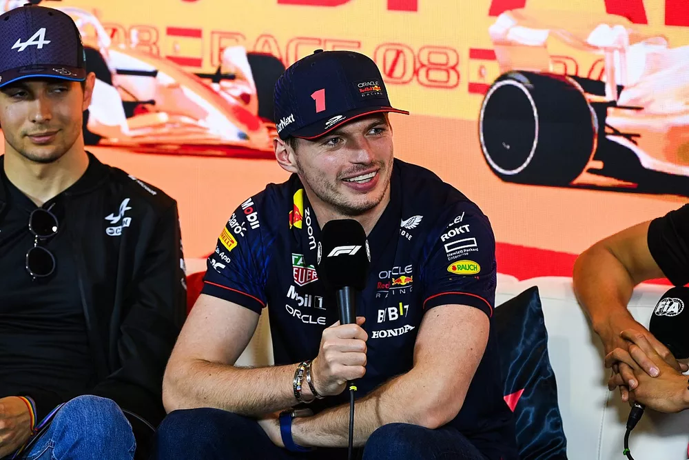 Max Verstappen, Red Bull Racing, Esteban Ocon, Alpine F1 Team, en la rueda de prensa del jueves.