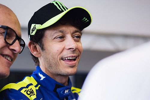 Rossi ve "paralelismos asombrosos" de s&iacute; mismo entre GT y MotoGP