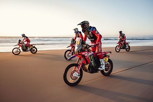 Quintanilla y Cornejo listos con Honda para el Dakar 2023