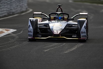 La Fórmula E experimenta en Valencia y lideran Di Grassi y Da Costa