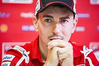 Lorenzo admite que los resultados con Ducati son peores de lo esperado