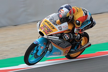 FP2 Moto3 Ceko: Masaki teratas, Bezzecchi di luar 10 besar