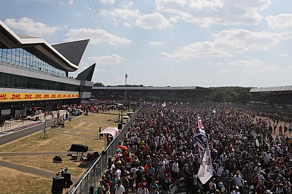 Under-threat British GP tops F1 attendances