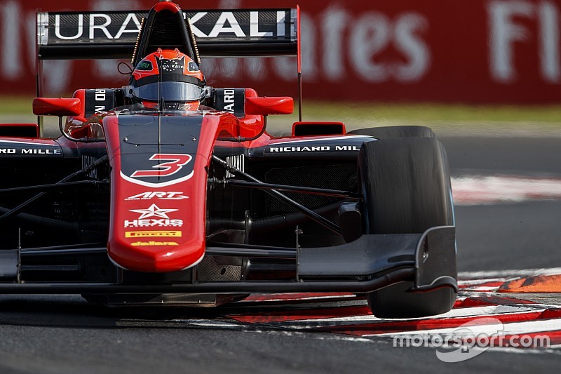 Pirelli prepara un neumático con alta degradación para la nueva F3