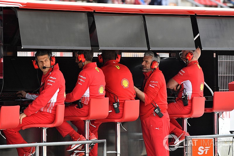 Ferrari решила не искать замену уходящему главному конструктору