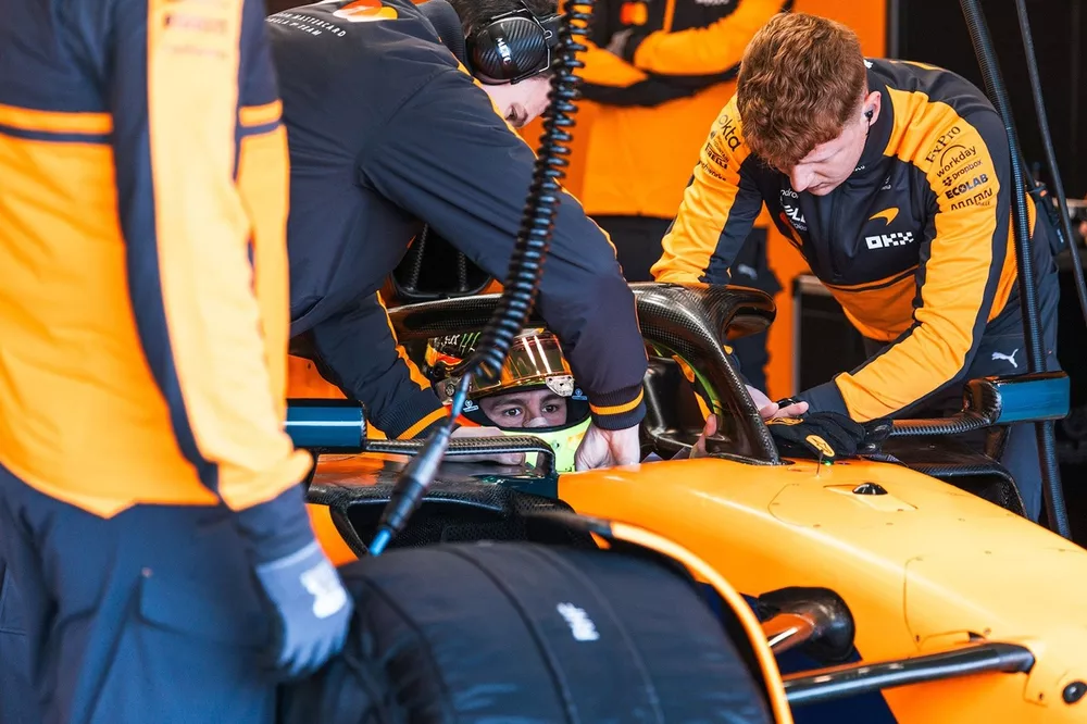 Leonardo Fornaroli, McLaren