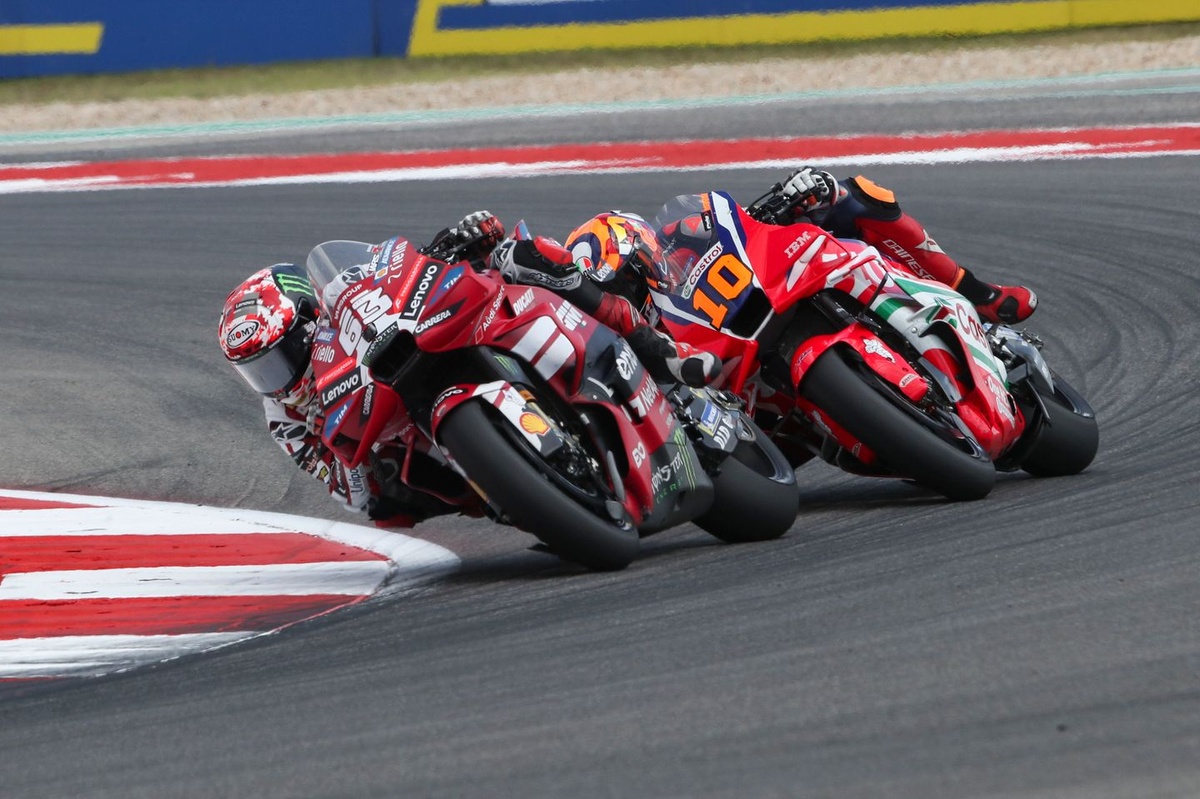 MotoGP | Bagnaia: "La Ducati ora deve girare col posteriore e così distruggo la gomma"