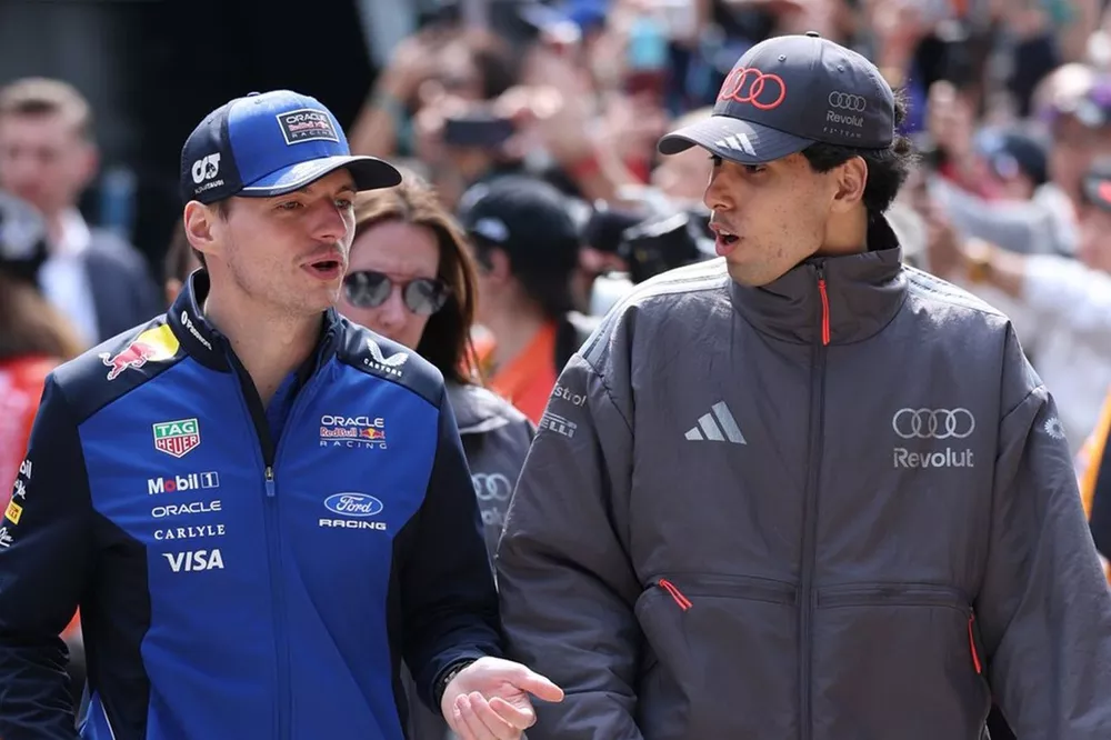 Max Verstappen, Red Bull Racing, Gabriel Bortoleto, Audi F1 Team, Sergio Perez, Cadillac Racing