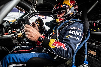 Sainz, tras su accidente: "Es un poco desastre este año el roadbook"