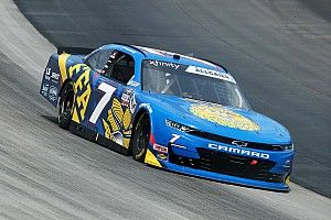 Allgaier wrócił na Victory Lane