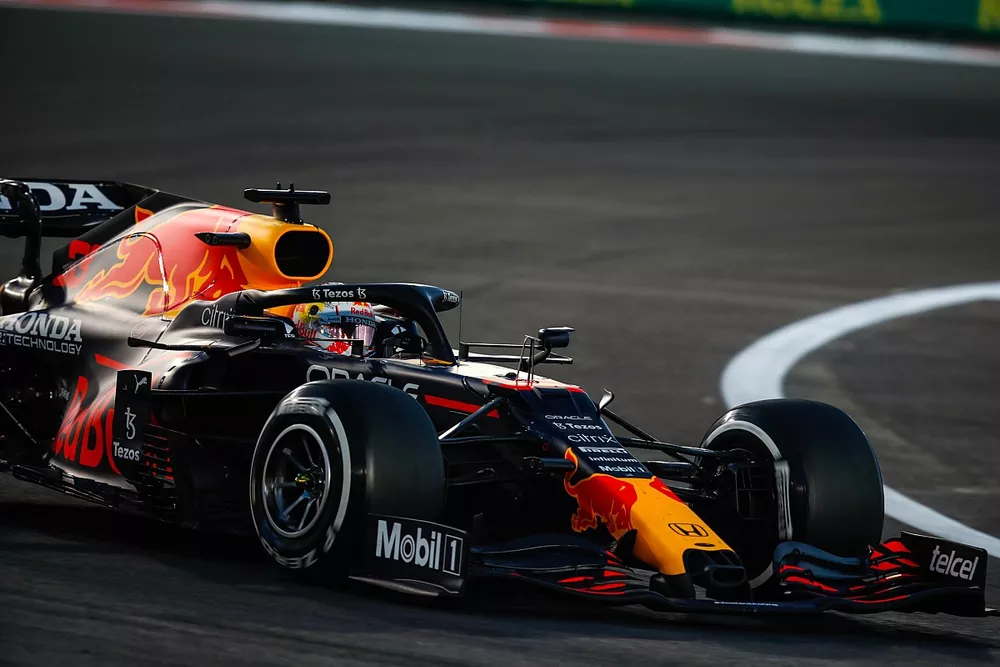 Max Verstappen, Red Bull Racing RB16B