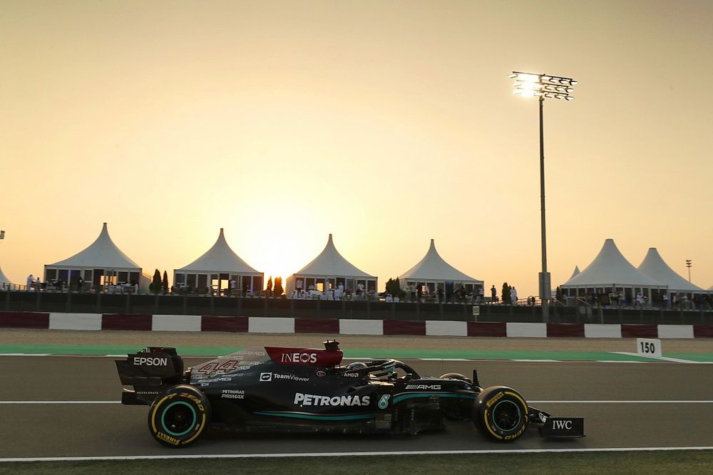 Lewis Hamilton, Mercedes W12