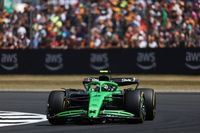 VÍDEO F1: Bortoleto roda forte, mas evita batida no treino do GP da Grã-Bretanha