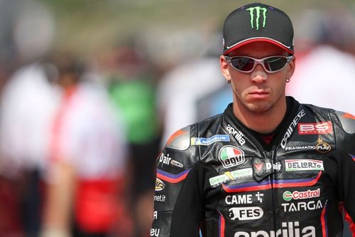 Bezzecchi, sancionado para Australia por su accidente con Marc Márquez