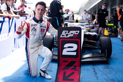 Sztuka walczy o wicemistrzostwo