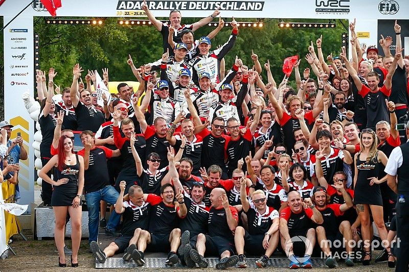 Podium: Winner Ott T&auml;nak, Martin J&auml;rveoja, Toyota Gazoo Racing WRT Toyota Yaris WRC. second place Kris Meeke, Sebastian Marshall, Toyota Gazoo Racing WRT Toyota Yaris WRC, third place Jari-Matti Latvala, Miikka Anttila, Toyota Gazoo Racing WRT Toyota Yaris WRC with the team