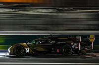 Daytona | 18a Ora: Cadillac-Acura, che duello! Volano le Mercedes