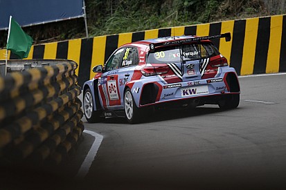 Gabriele Tarquini erster Gesamtsieger des Tourenwagen-Weltcups
