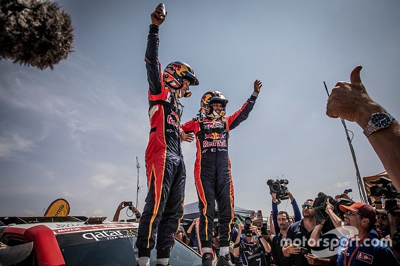 Fotogallery Dakar: gli scatti più belli della Tappa 10 e i festeggiamenti dei vincitori