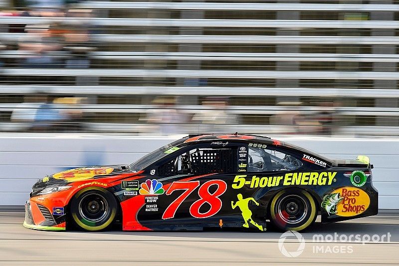 Martin Truex Jr., Furniture Row Racing, Toyota Camry Bass Pro Shops/5-hour ENERGY