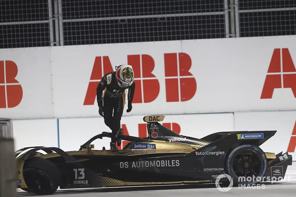 Antonio Felix Da Costa, DS Techeetah, DS E-Tense FE21, climbs out of his damaged car