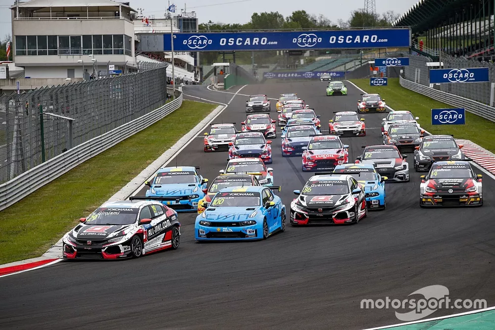 Start action, N&eacute;stor Girolami, ALL-INKL.COM M&uuml;nnich Motorsport Honda Civic Type R TCR leads