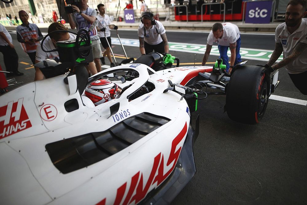 Kevin Magnussen, Haas VF-22