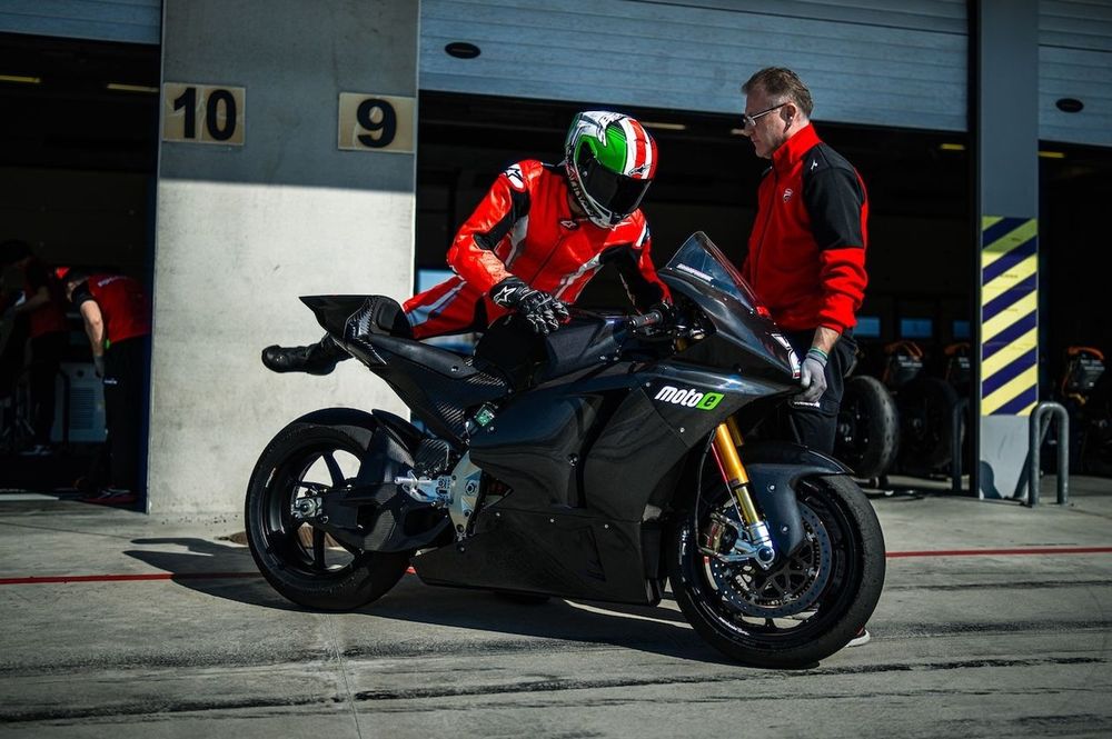 Ducati V21L (2025)
