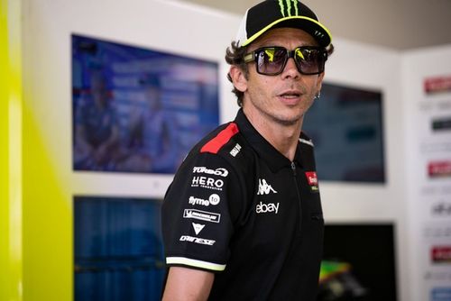 Rossi remarca que le "gusta mucho Acosta" pero que est&aacute; contento con los pilotos del VR46