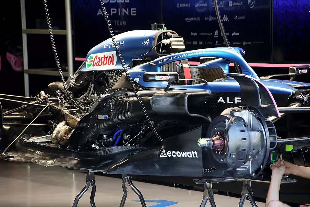 Alpine A523