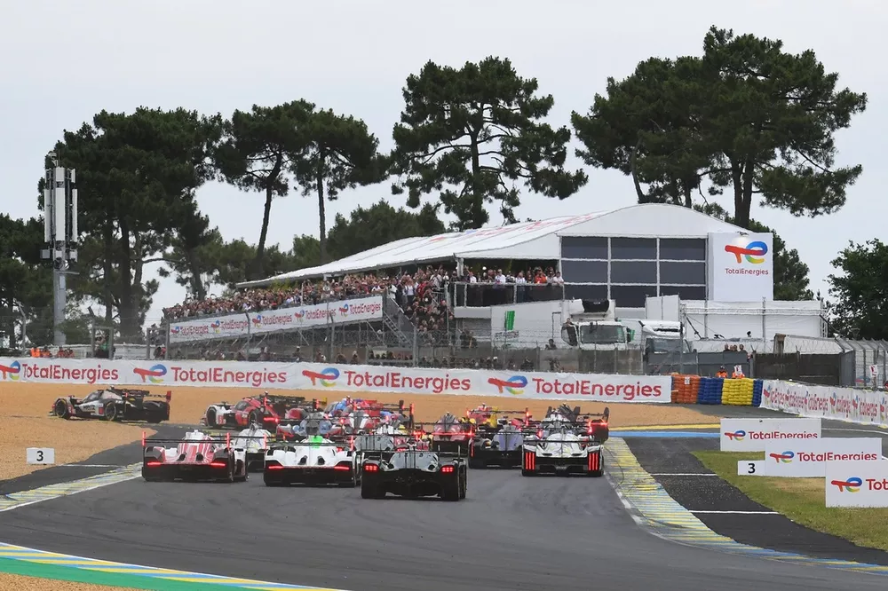 Hypercar azione al via