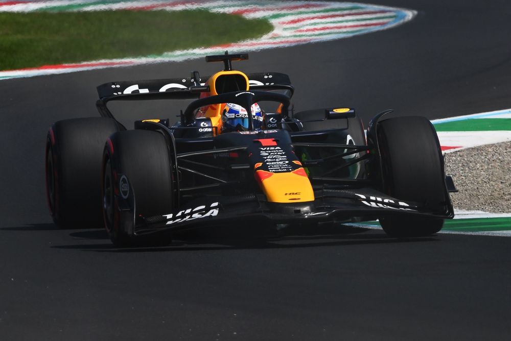 F1 이탈리아 GP: 막스 베르스타펜, 맥라렌과 페라리 제치고 폴 포지션 차지