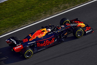 Ферстаппен: Мене не турбують Ferrari та Mercedes