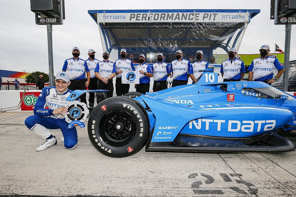 Ganador de la pole Alex Palou, Chip Ganassi Racing Honda