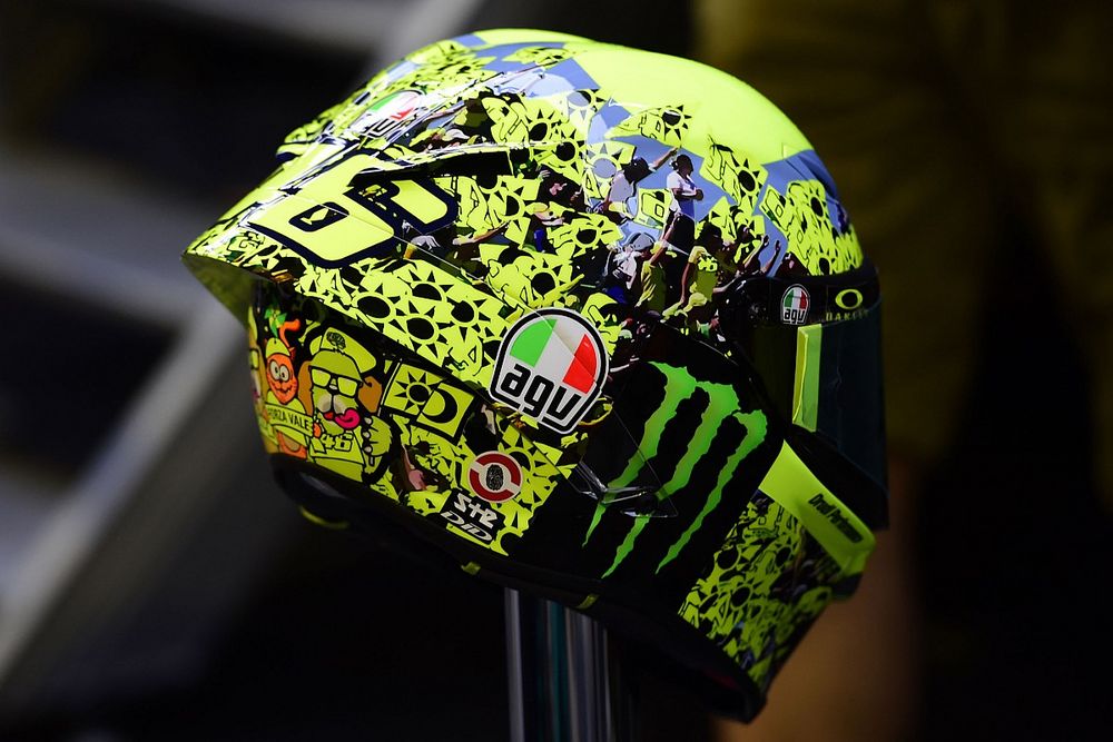 Casco de Valentino Rossi, Petronas Yamaha SRT