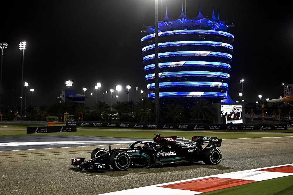 Lewis Hamilton, Mercedes W12