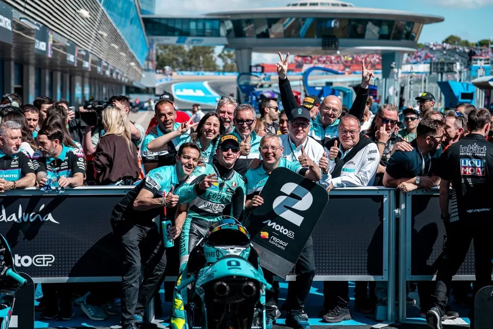 Adrián Fernández, podio en Jerez