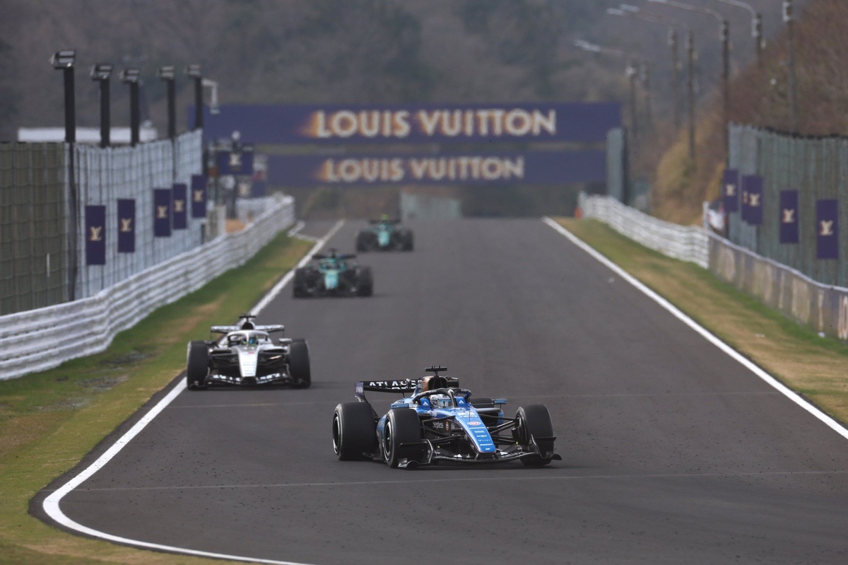Por qué Albon encadenó cinco paradas en cinco vueltas en Suzuka