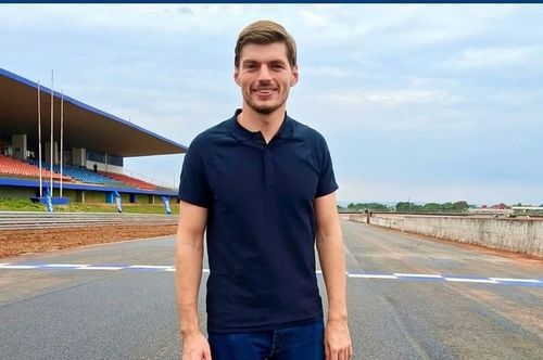 F1: Verstappen visita Autódromo de Brasília e elogia traçado "muito rápido"